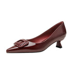 Damen elegante spitze Pumps mit modischem Schmuckdetail