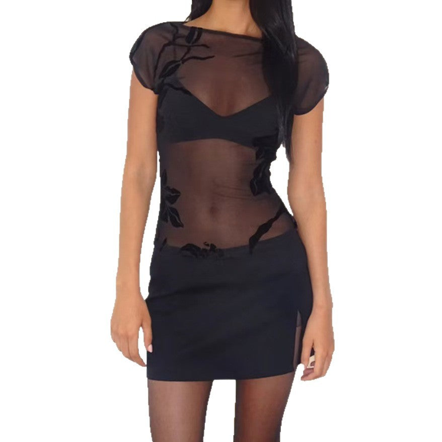 Damen Verspieltes Minikleid mit transparentem Oberteil und floralen Akzenten R&B