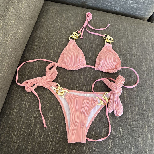 Damen Triangel-Bikini mit plissierten Details und goldenen Akzenten R&B