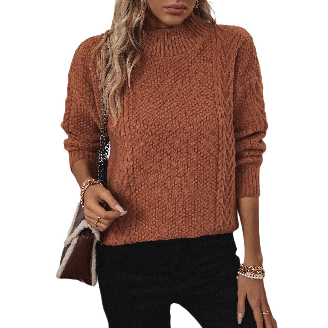 Damen Strickpulli mit auffälligem Zopfmuster und hohem Kragen