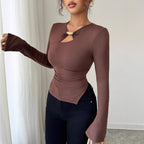 Damen nan figurbetontes Langarmshirt mit Schlüsselloch und Ringapplikation R&B