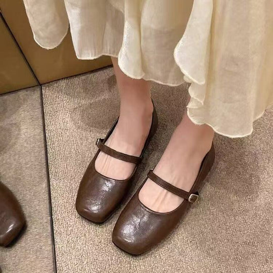 Damen Ballerinas mit modischem Riemen und bequemem Fußbett Heidi Mode