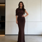 Damen Elegantes Maxikleid mit asymmetrischen Drapierungen und figurschmeichelndem Schnitt R&B