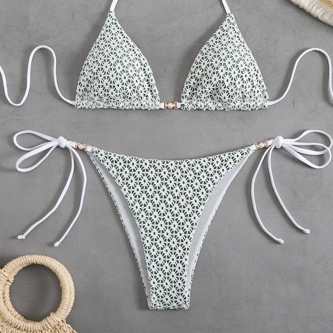 Damen Triangel-Bikini mit filigranem Blumendesign und charmanten Schleifen R&B