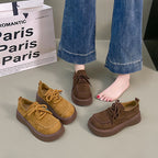 Damen Komfortable Plateau-Schnürschuhe mit gestickten Akzenten
