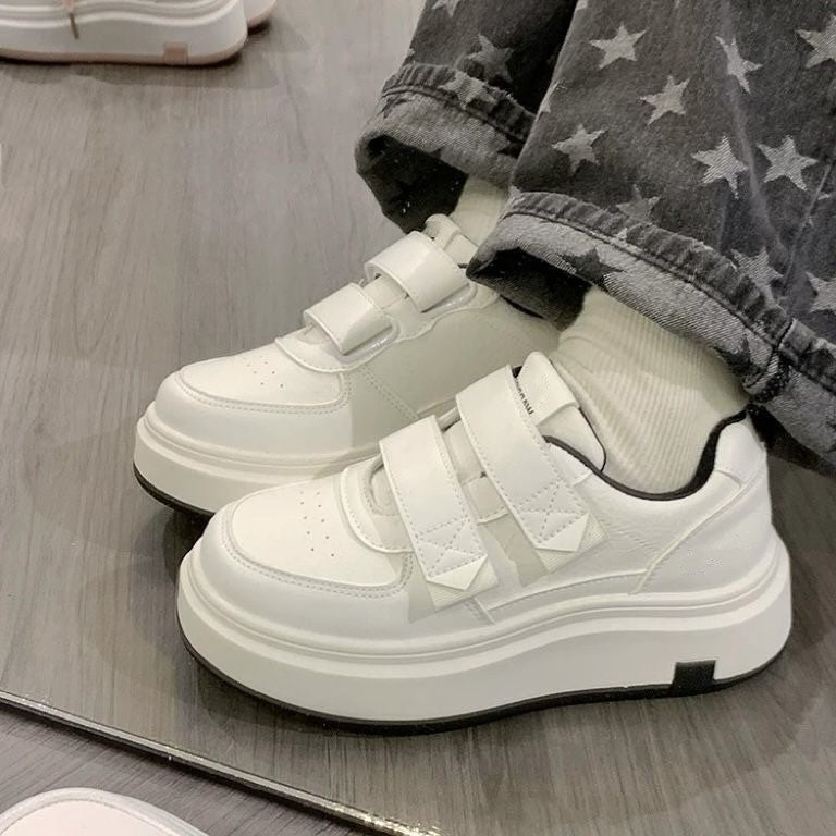 Damen Sportliche Sneakers mit breiter Sohle und elegantem Klettverschluss R&B