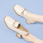 Damen Elegante und modische Pumps mit Kettenakzent R&B