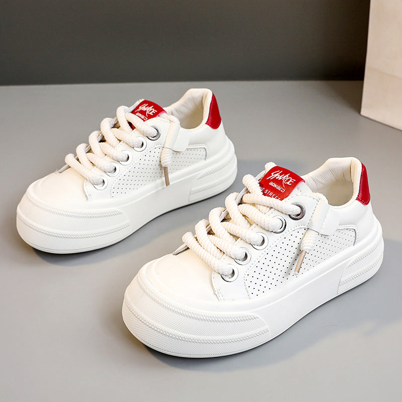 Damen Freizeitsneaker mit perforiertem Obermaterial und modischem Design R&B