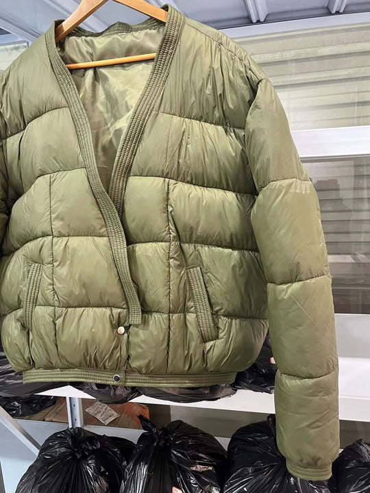 Damen gesteppte Übergangsjacke mit modischem Schnitt und praktischen Taschen R&B