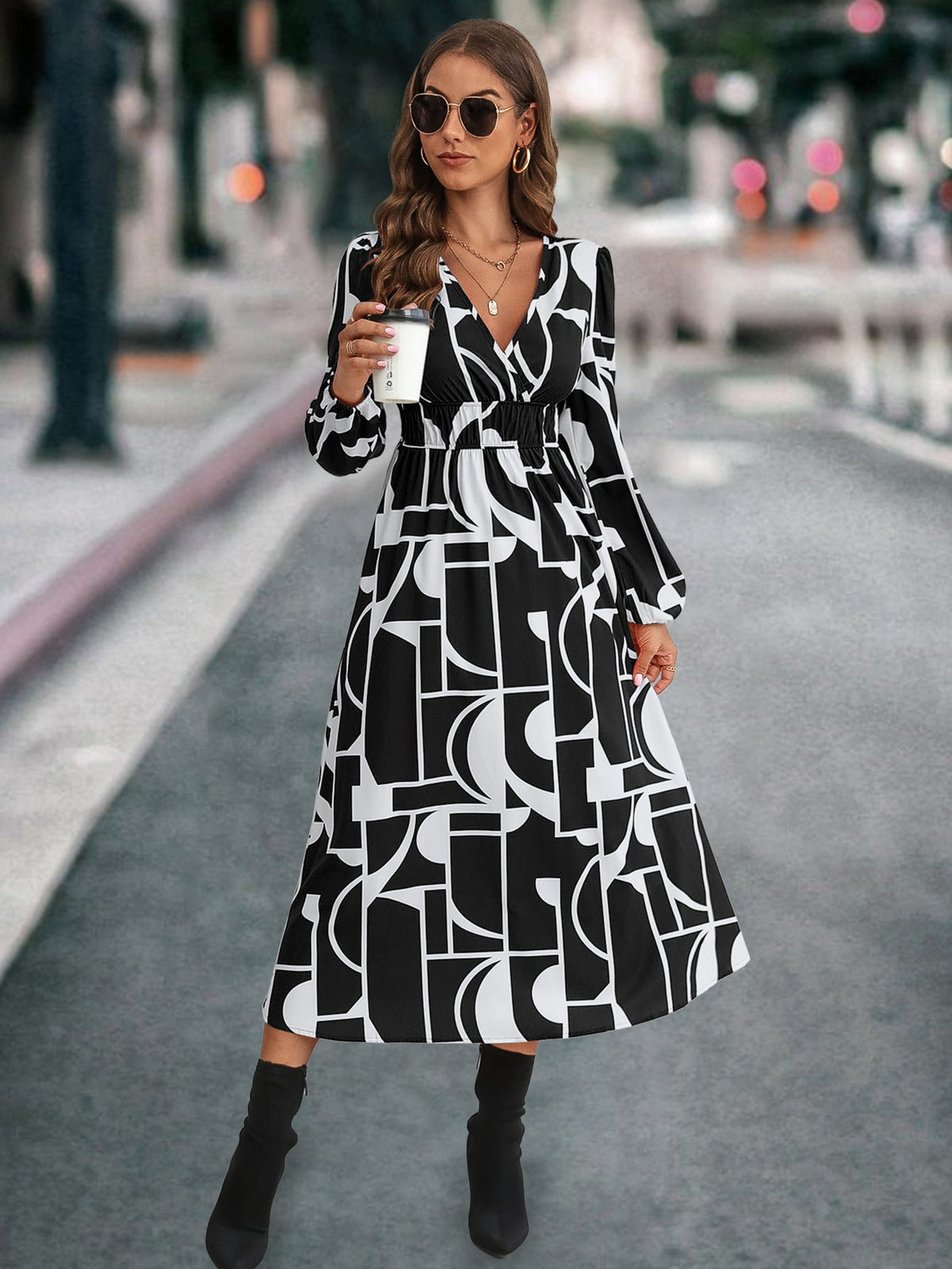Damen Midikleid mit modernem geometrischen Muster und elastischem Bund R&B