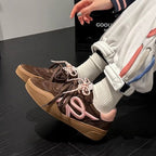 Damen modische Sneaker mit glänzenden Akzenten R&B