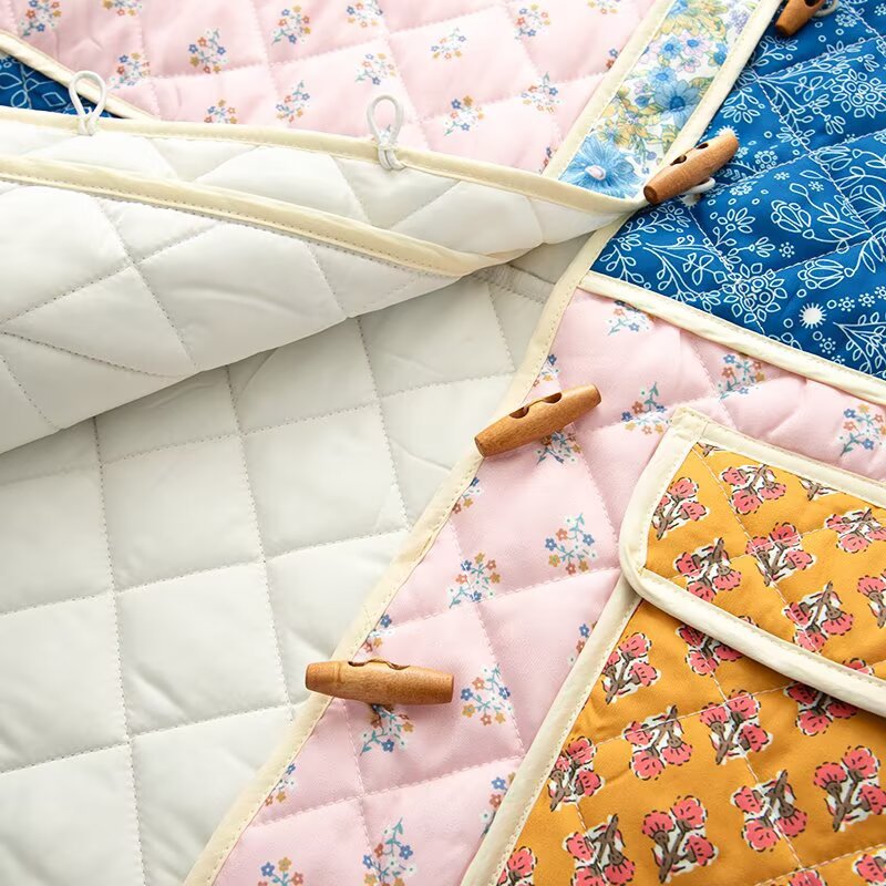 Damen gesteppte Übergangsjacke mit floralen Mustern und großen Taschen R&B