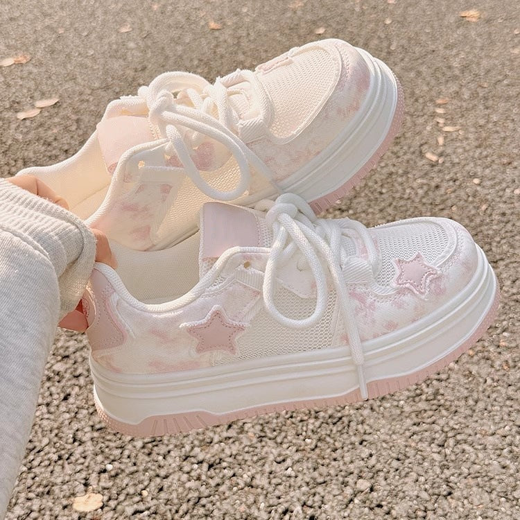 Damen Komfortable Sneaker mit modischem Sternenmotiv und atmungsaktiven Netzdetails R&B