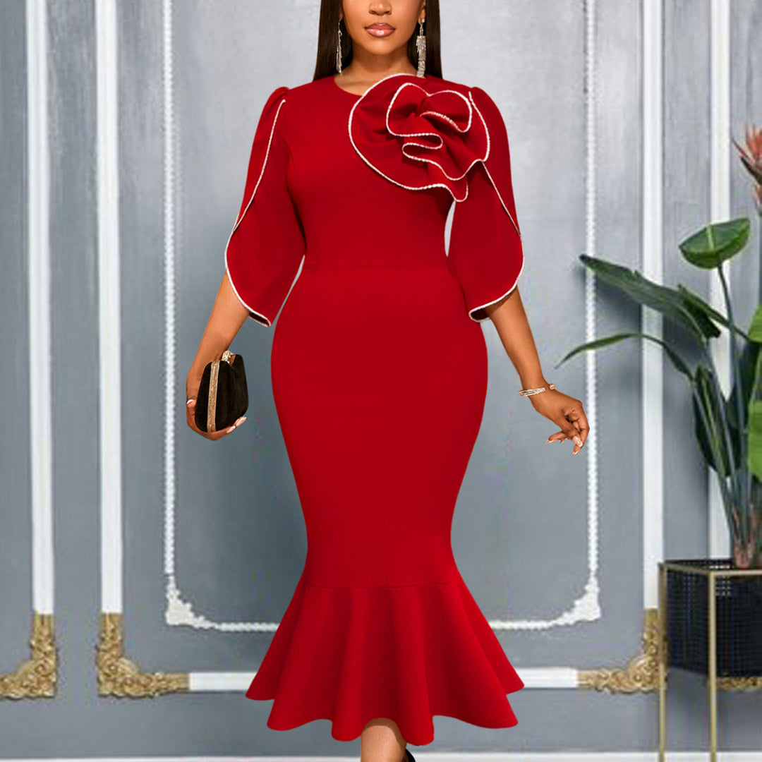 Damen figurbetontes Abendkleid mit Schößchen und voluminösem Rüschendesign R&B