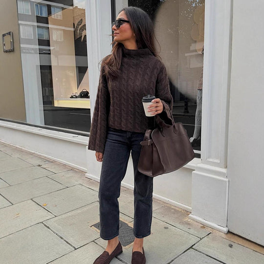 Damen modischer Rollkragenpullover aus strukturiertem Strickmaterial R&B