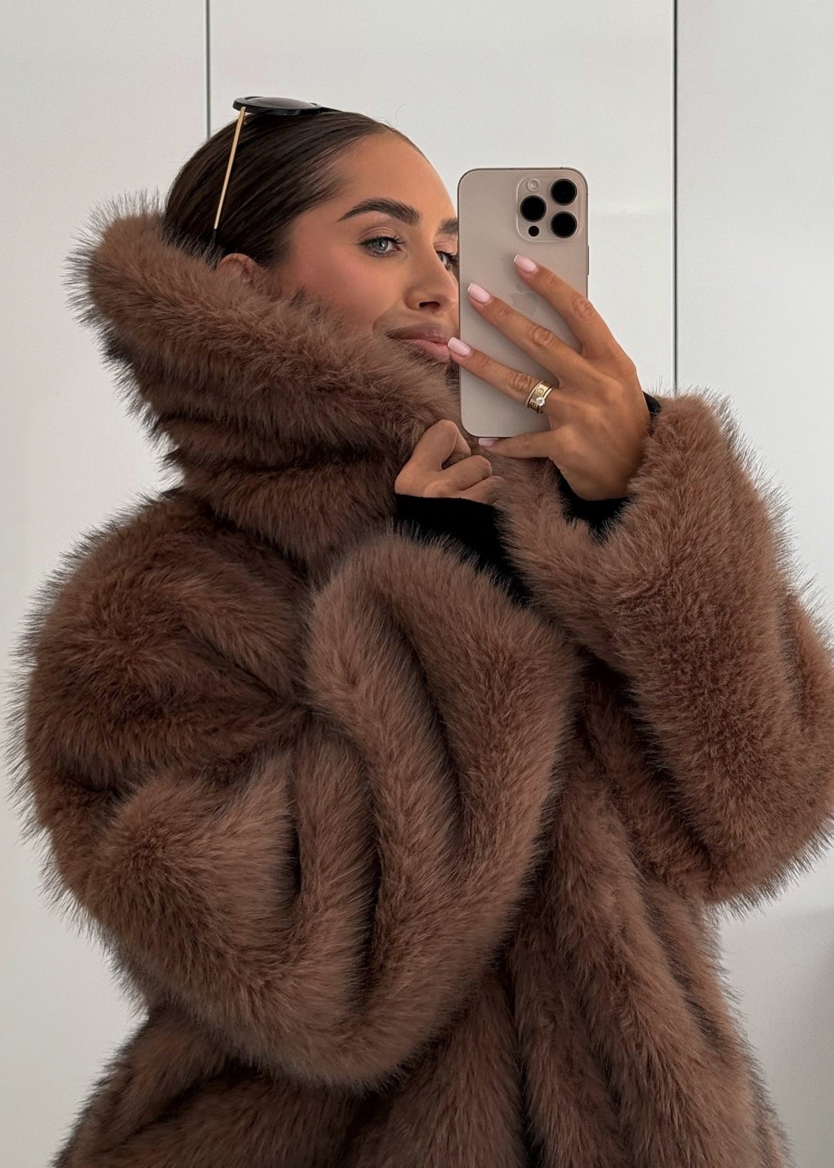 R&B | Eichen-Faux-Fur-Jacke
