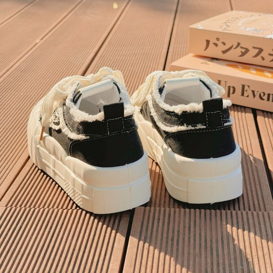 Damen Stilvolle Chunky Sneakers mit weißer Plattform und robustem Obermaterial R&B