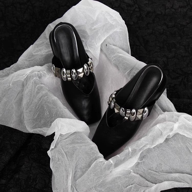 Damen elegante Mules mit modischen Metallakzenten R&B