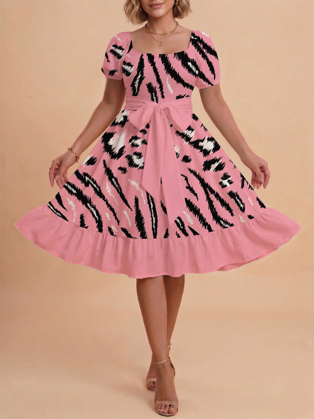 Damen Sommerliches Blumenkleid mit taillierbarem Gürtel und voluminösen Ärmeln R&B