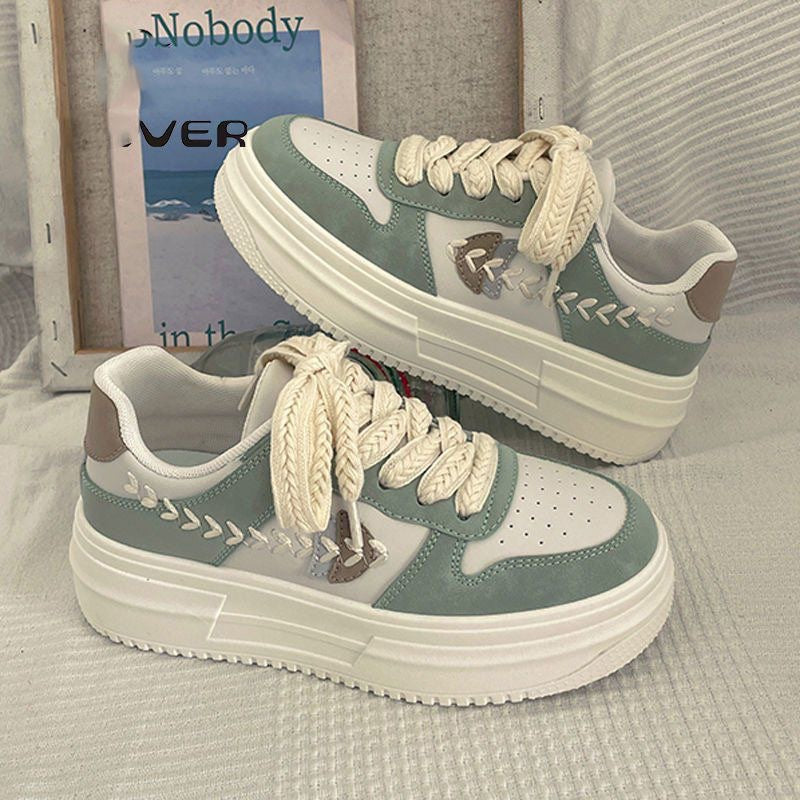 Damen Chunky Sneakers mit stabiler Plattform und modischem Obermaterial R&B