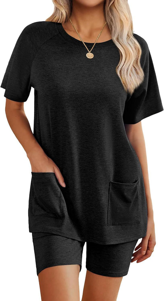 Damen Loungewear-Set mit angenehm weitem Schnitt und praktischen Taschen R&B