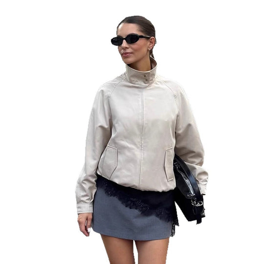Damen Kunstlederjacke mit hohem Kragen und dekorativen Druckknöpfen R&B