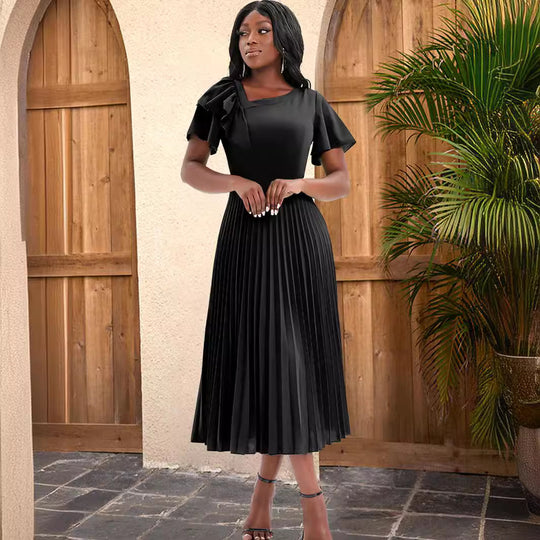 Damen Plissee-Kleid mit asymmetrischem Schnitt und eleganter Rüsche R&B