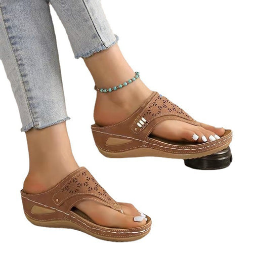 Damen Bequeme Zehentrenner-Sandalen mit anatomischem Fußbett und verstellbarem Riemendesign R&B