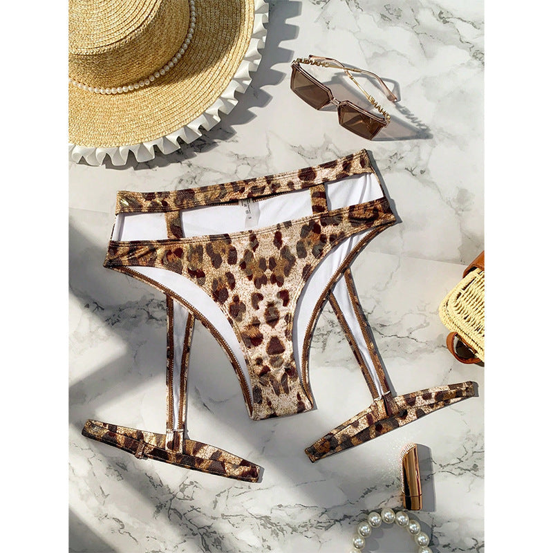 Damen Hochgeschnittener Bikini mit verstellbaren Trägern R&B