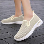 Damen Luftige Slip-On Sneakers mit elastischem Strickdesign R&B