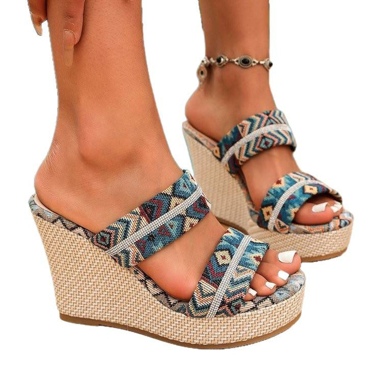 Damen Wedge-Pantoletten mit kunstvollem Ethno-Muster R&B