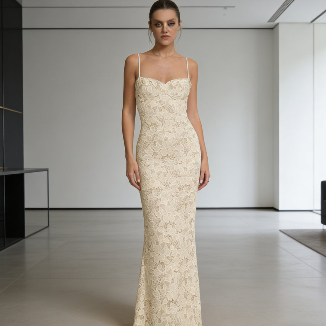 Damen Elegantes Spitzenabendkleid mit tailliertem Schnitt und raffinierten Details R&B