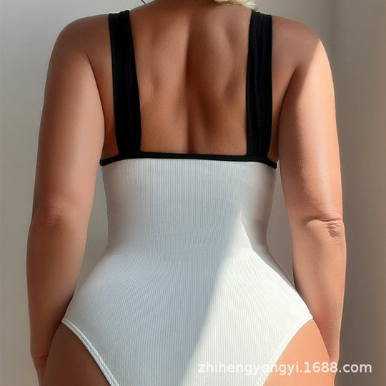 Damen Einteiliger Badeanzug mit innovativem Cut-Out Design R&B