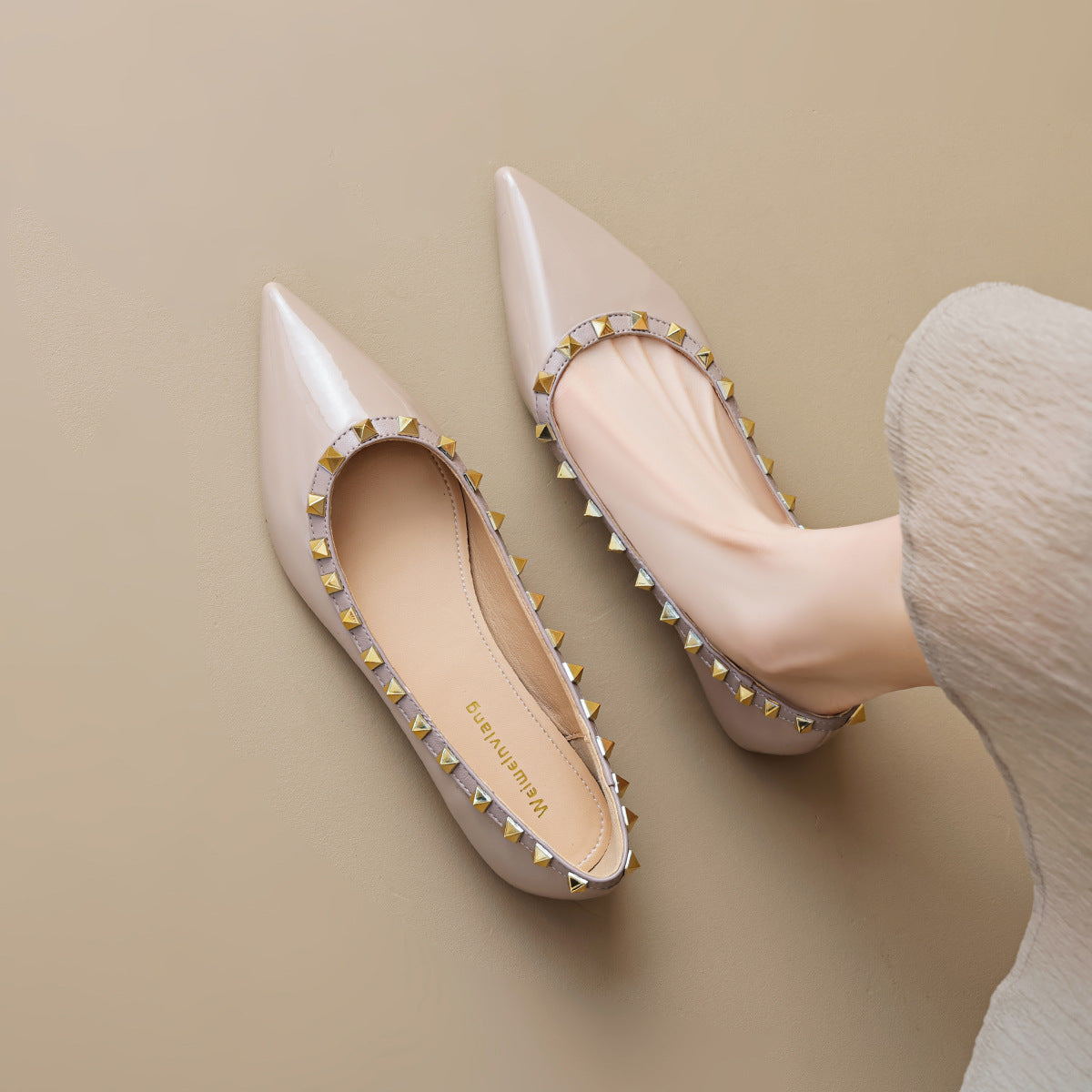 Damen spitze Ballerinas mit stylishen Nietenapplikationen