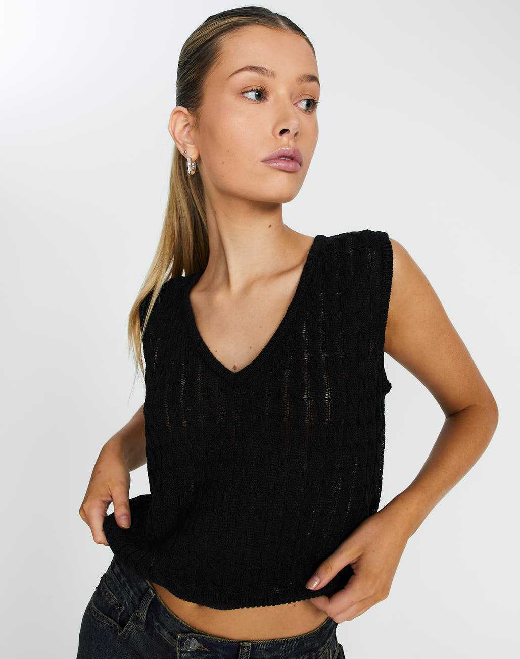 Damen luftiges Strick-Oberteil mit V-Ausschnitt und feinmaschigem Design R&B