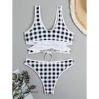 Damen Triangel-Bikini mit modernem Wickel-Design und verspieltem Karomuster R&B