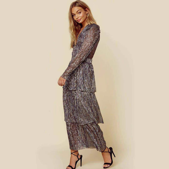 Damen Glamouröses Abendkleid mit schillernden Lagen und V-Ausschnitt R&B