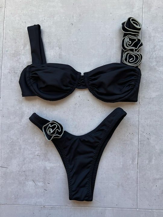 Damen Bikini mit floralen Applikationen R&B