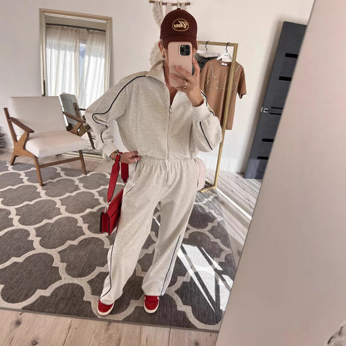 Damen sportliches Fleece-Set mit praktischen Reißverschlusstaschen und elegantem Schnitt R&B