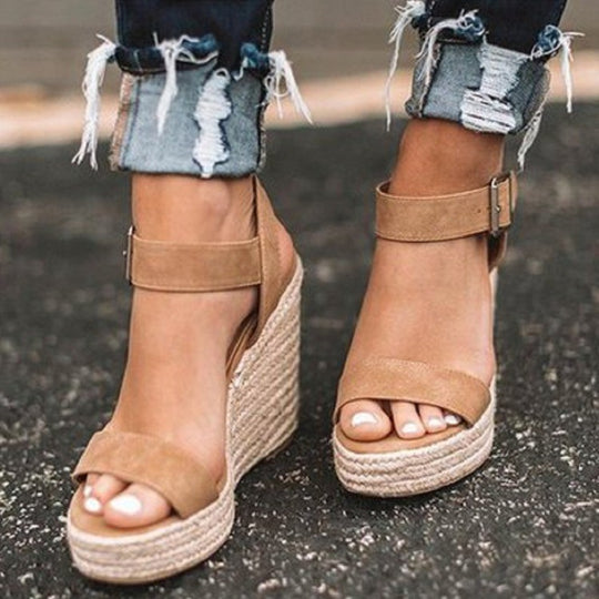 Damen Wedge-Sandalen mit geflochtenem Jute-Detail und verstellbarem Riemen R&B