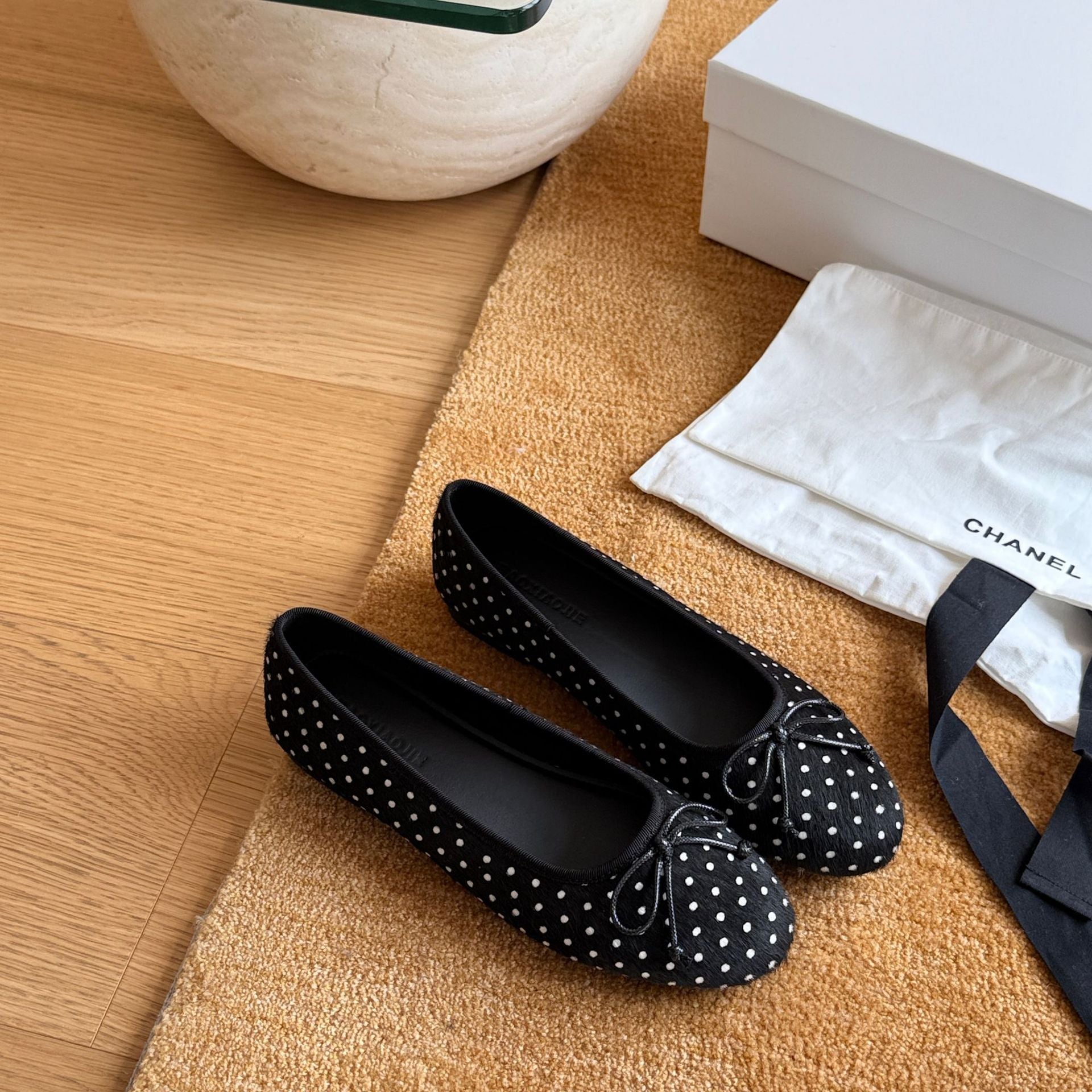 Damen Ballerinas im modernen Tierfell-Look mit elegantem Riemchen R&B