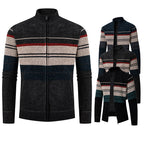 Herren modische Strickjacke mit kontrastierenden Streifen und hochabschließendem Kragen