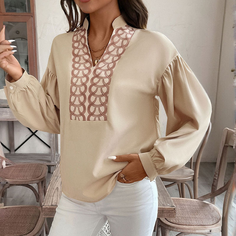 Damen Bluse mit Elegantem Besticktem Ausschnitt R&B