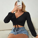 Damen Crop-Top mit Raffung und V-Ausschnitt R&B