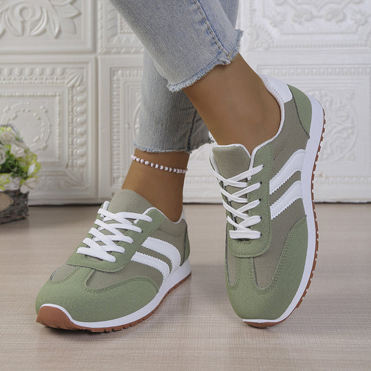 Damen Sneakers im sportlichen Retro-Stil mit atmungsaktiver Oberflächenstruktur R&B