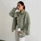 Damen Oversized Utility-Hemdjacke mit praktischen Taschen und lässigem Schnitt R&B