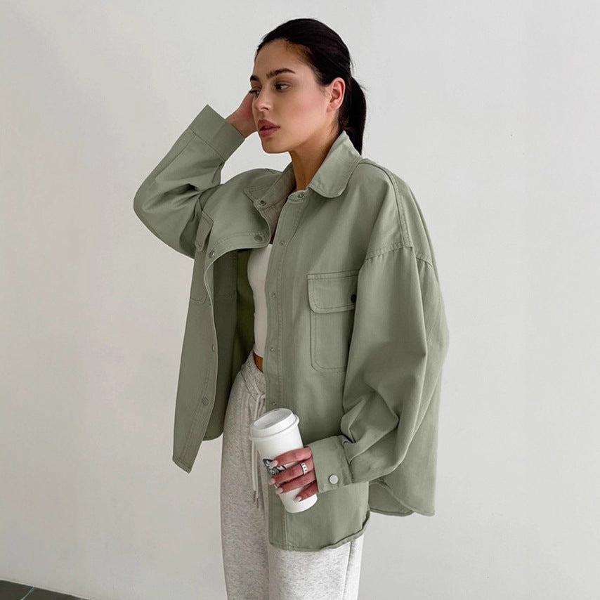 Damen Oversized Utility-Hemdjacke mit praktischen Taschen und lässigem Schnitt R&B