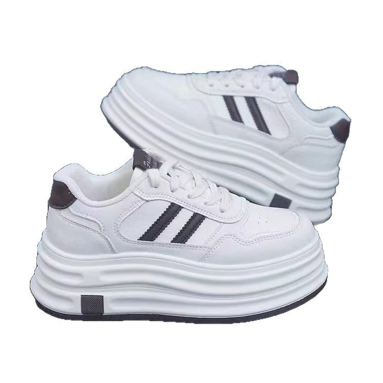 Damen Sportliche Plateau-Sneaker mit individuell gestalteter Profilsohle R&B