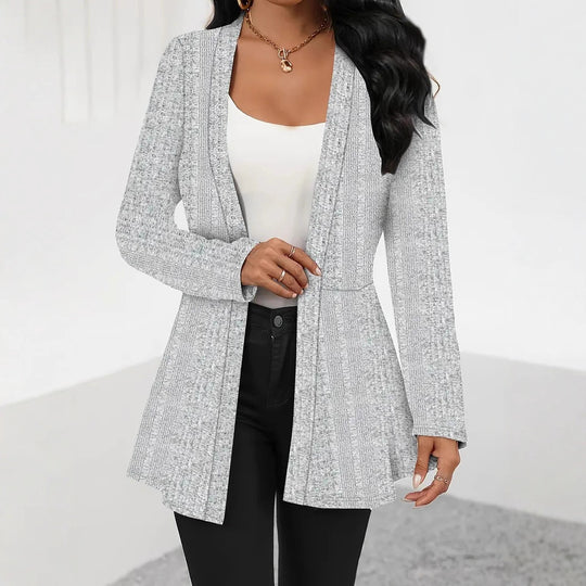 Damen Moderne Strickjacke mit asymmetrischem Schnitt und eleganten Details R&B