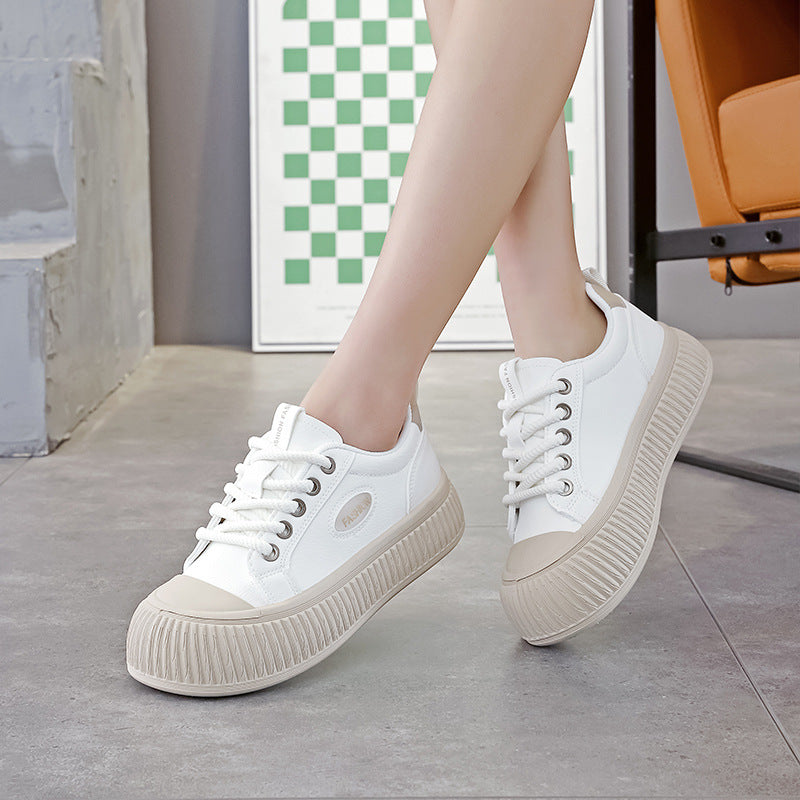 Damen Sneakers mit auffälligem Zierprofil und atmungsaktivem Obermaterial R&B